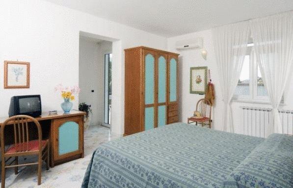 Hotel Gemma Casamicciola Terme Oda fotoğraf